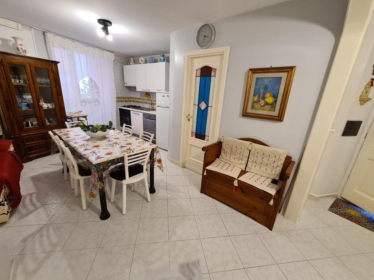 Casa Vacanze Lalia Maiori Bagian luar foto